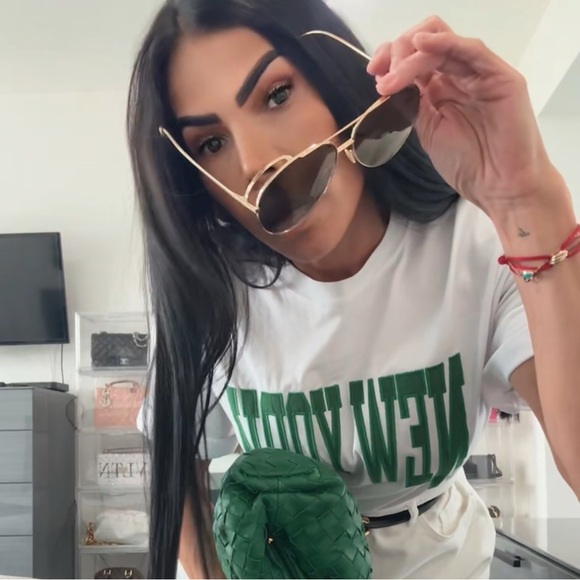 Meet your Posher, Lindsay - Picture 12 of 15